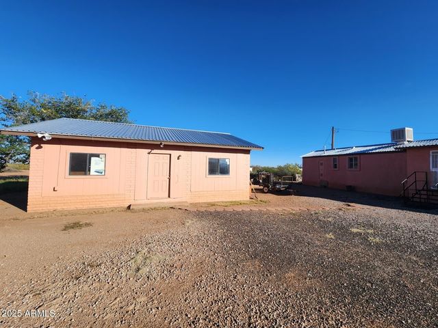 4901 W CHURELLA Trail, Double Adobe, AZ 85617