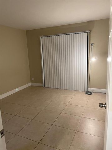 44 SE 14th Street 209, Boca Raton, FL 33432