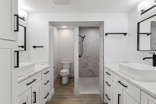 118 N GRANDVIEW STREET, Mount Dora, FL 32757