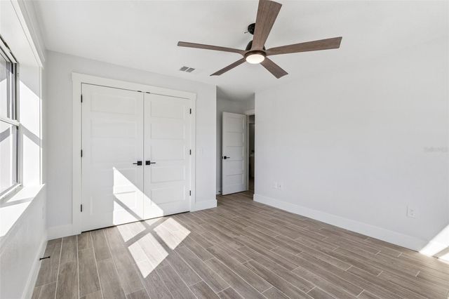 118 N GRANDVIEW STREET, Mount Dora, FL 32757