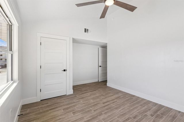 118 N GRANDVIEW STREET, Mount Dora, FL 32757