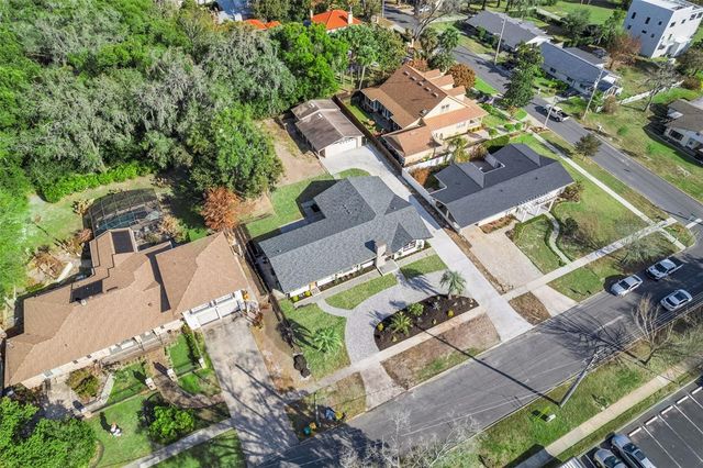 118 N GRANDVIEW STREET, Mount Dora, FL 32757