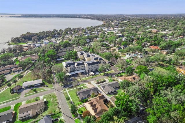 118 N GRANDVIEW STREET, Mount Dora, FL 32757