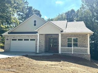 1127 Edith Lane, Lenoir City, TN 37771