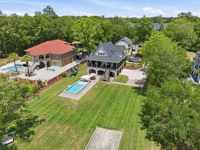6052 Renata Ln., Myrtle Beach, SC 29588