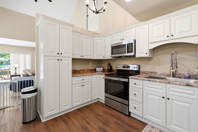 6052 Renata Ln., Myrtle Beach, SC 29588