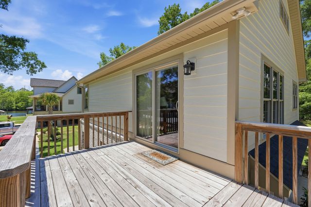 6052 Renata Ln., Myrtle Beach, SC 29588