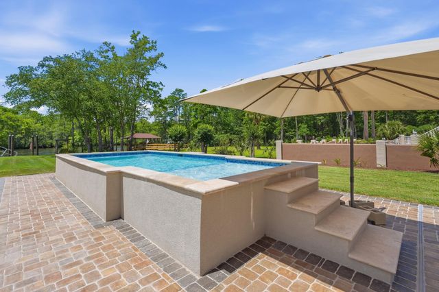6052 Renata Ln., Myrtle Beach, SC 29588
