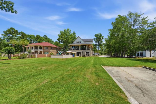 6052 Renata Ln., Myrtle Beach, SC 29588
