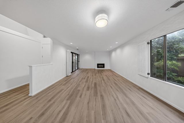 11526 Sutters Mill Cir, Gold River, CA 95670