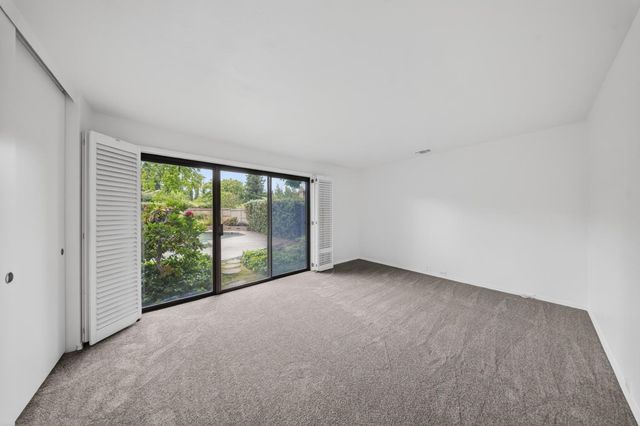 11526 Sutters Mill Cir, Gold River, CA 95670