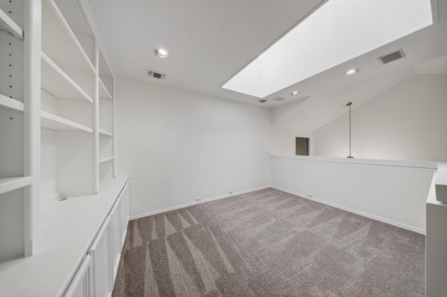 11526 Sutters Mill Cir, Gold River, CA 95670