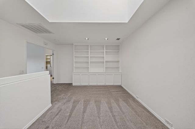 11526 Sutters Mill Cir, Gold River, CA 95670