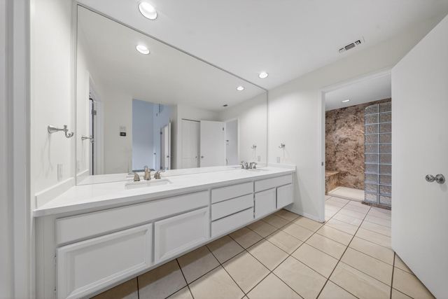 11526 Sutters Mill Cir, Gold River, CA 95670