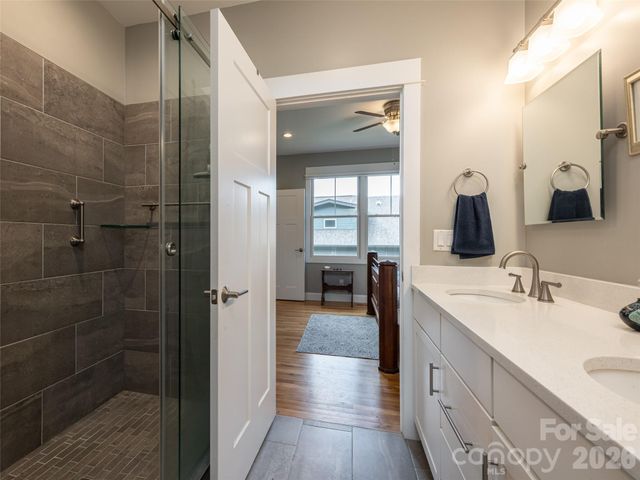 309 Ava Lane, Asheville, NC 28804