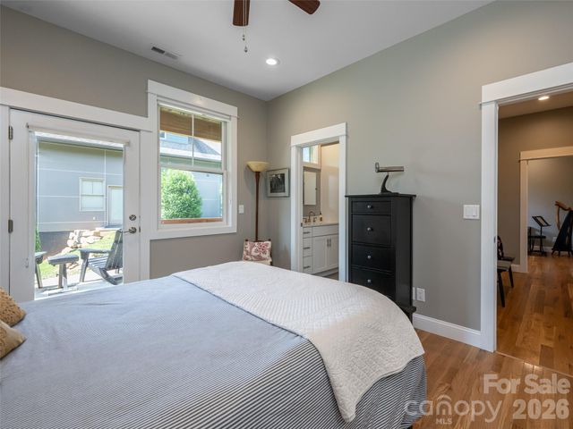 309 Ava Lane, Asheville, NC 28804