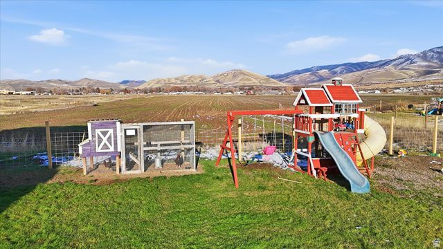 465 S CANYON DR, Franklin, ID 83237