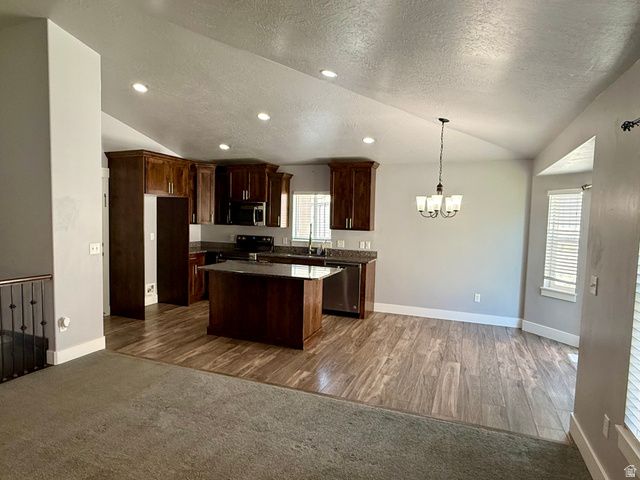 7081 N HOLLOW VIEW CT, Eagle Mountain, UT 84005