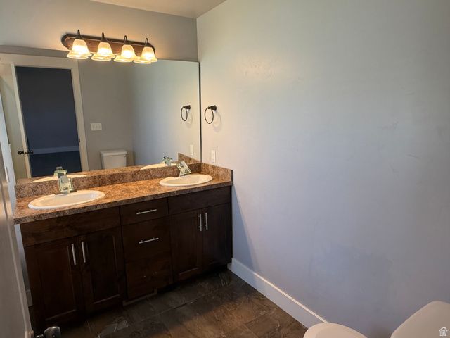 7081 N HOLLOW VIEW CT, Eagle Mountain, UT 84005