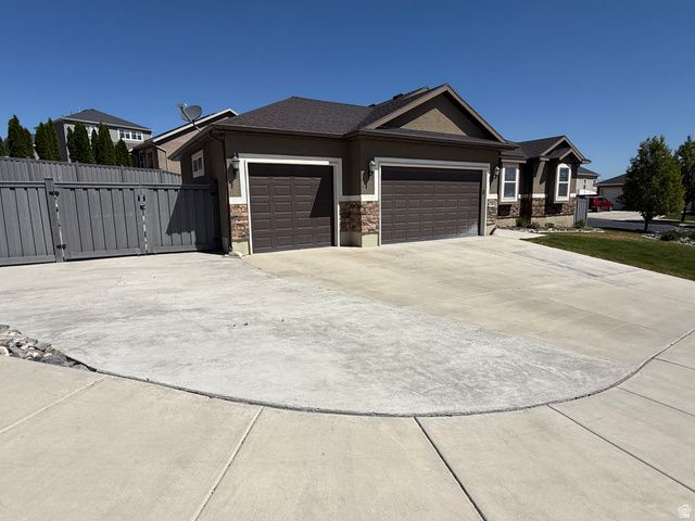 7081 N HOLLOW VIEW CT, Eagle Mountain, UT 84005