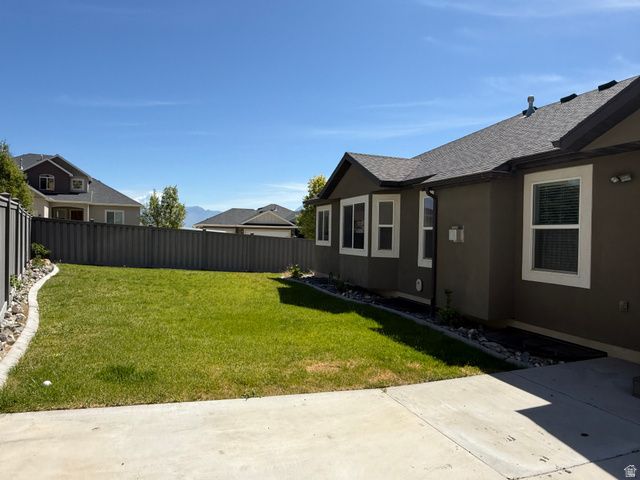 7081 N HOLLOW VIEW CT, Eagle Mountain, UT 84005