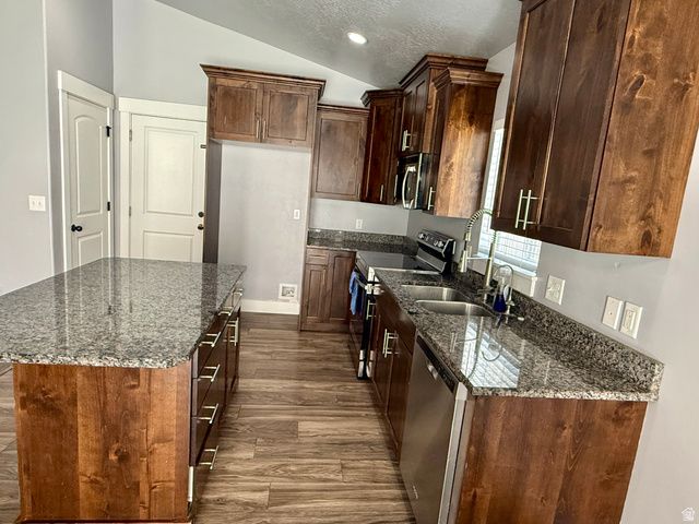 7081 N HOLLOW VIEW CT, Eagle Mountain, UT 84005