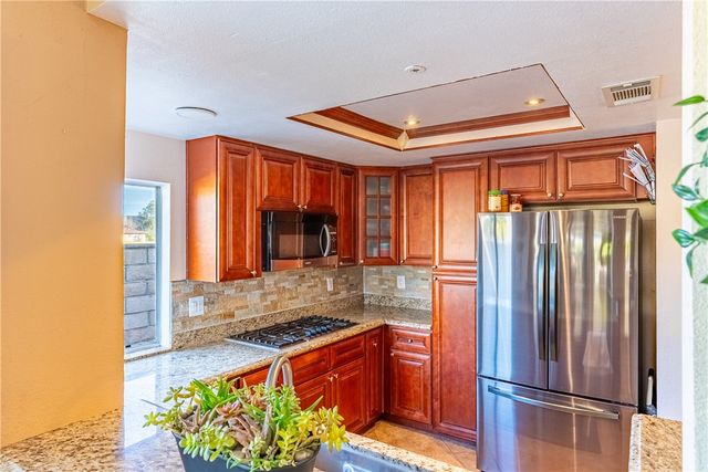 17190 Melon Avenue, Fontana, CA 92336