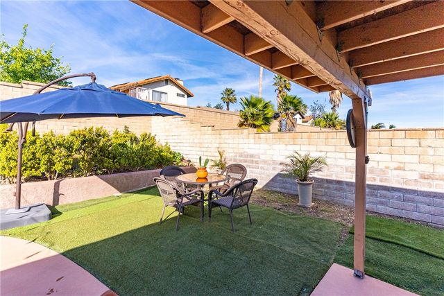 17190 Melon Avenue, Fontana, CA 92336