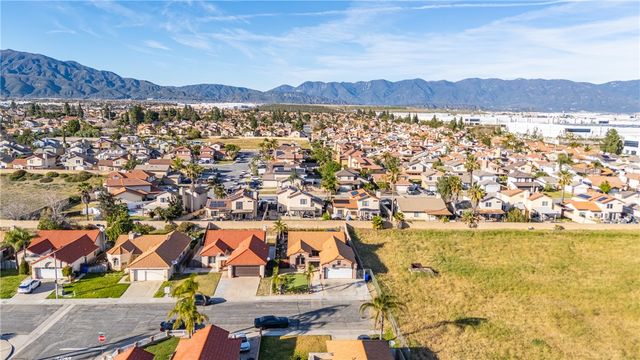 17190 Melon Avenue, Fontana, CA 92336