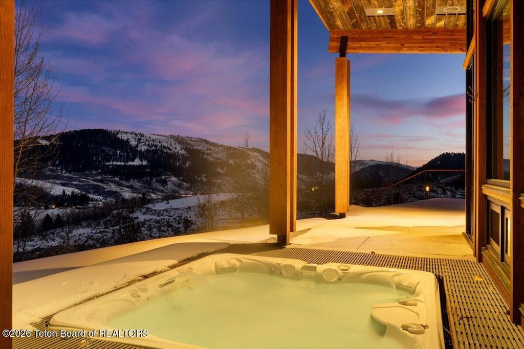 1955 W BOHNETTS Road, Jackson, WY 83001 photo 6