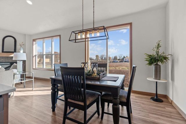 N8856 DUBLIN, Menasha, WI 54952