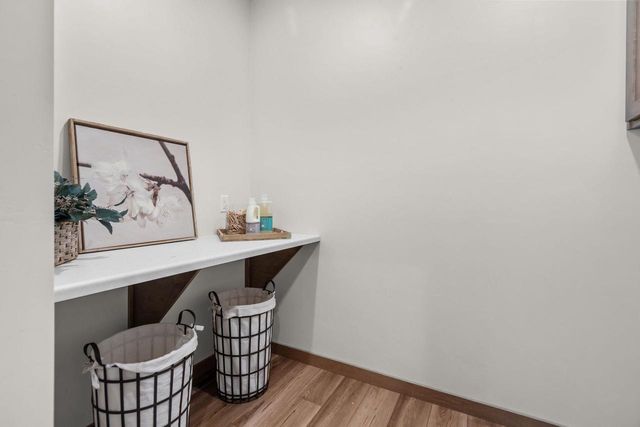 N8856 DUBLIN, Menasha, WI 54952