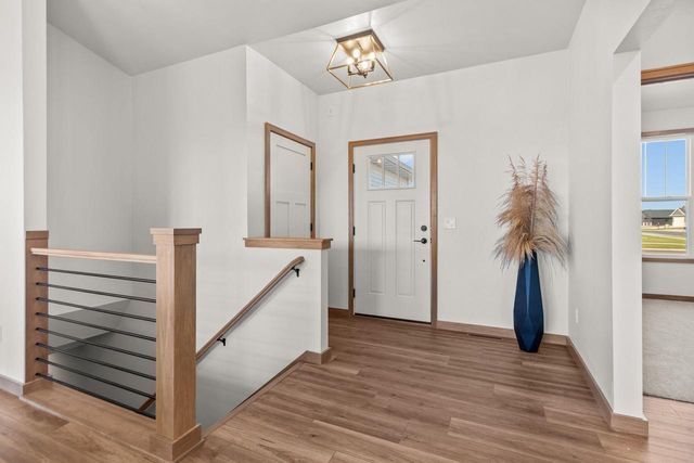 N8856 DUBLIN, Menasha, WI 54952