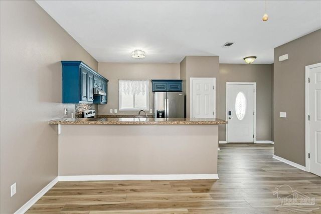 6922 Sea Turtle Cir, Navarre, FL 32566