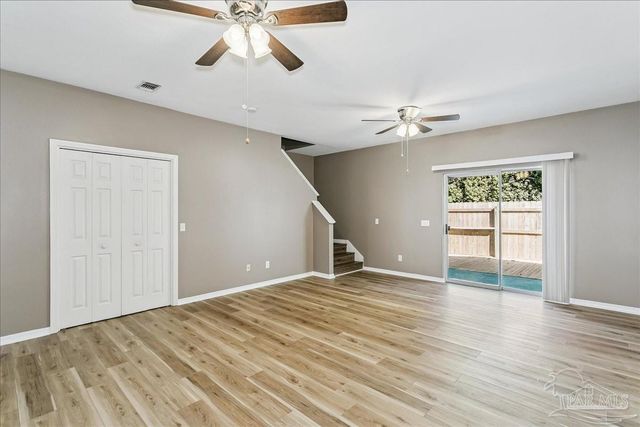 6922 Sea Turtle Cir, Navarre, FL 32566