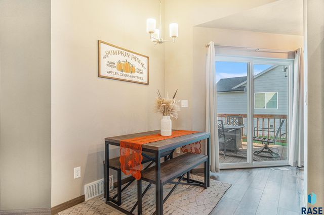 1120 Cypress Ave Avenue, Madison, SD 57042