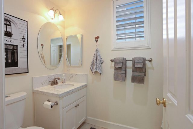 2736 Daisy Ln, Tracy, CA 95377