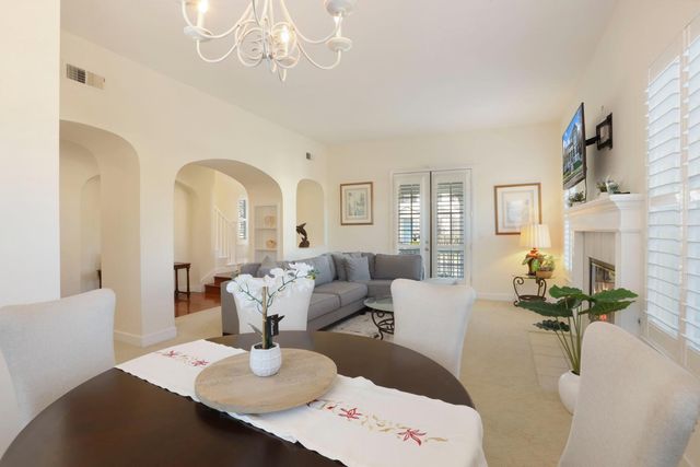 2736 Daisy Ln, Tracy, CA 95377