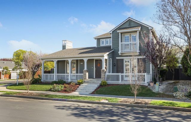 2736 Daisy Ln, Tracy, CA 95377