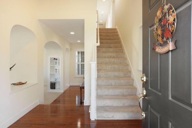 2736 Daisy Ln, Tracy, CA 95377