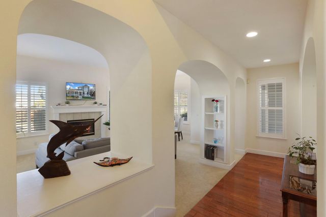 2736 Daisy Ln, Tracy, CA 95377