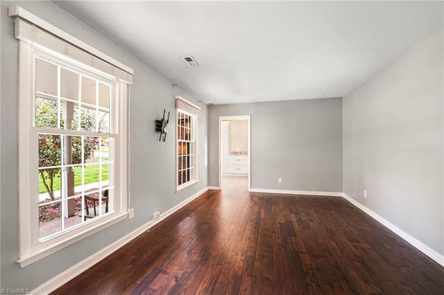 4401 Brookhaven Drive, Greensboro, NC 27406