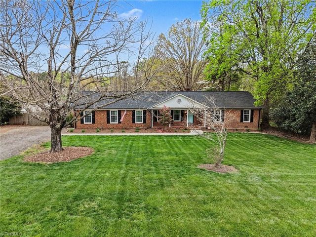 4401 Brookhaven Drive, Greensboro, NC 27406