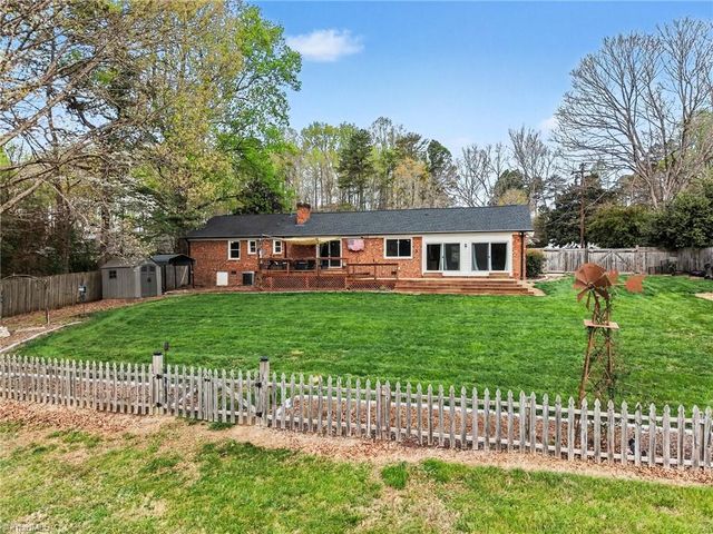 4401 Brookhaven Drive, Greensboro, NC 27406