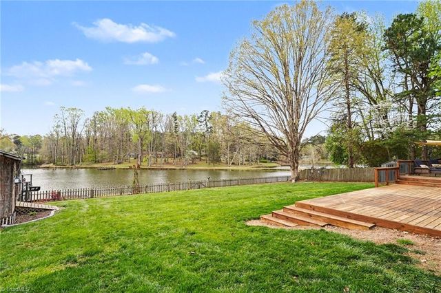 4401 Brookhaven Drive, Greensboro, NC 27406