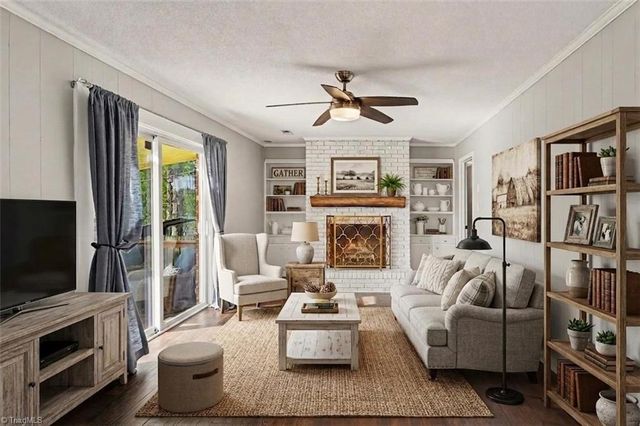 4401 Brookhaven Drive, Greensboro, NC 27406
