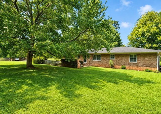 225 Pineridge Road, Bogart, GA 30622