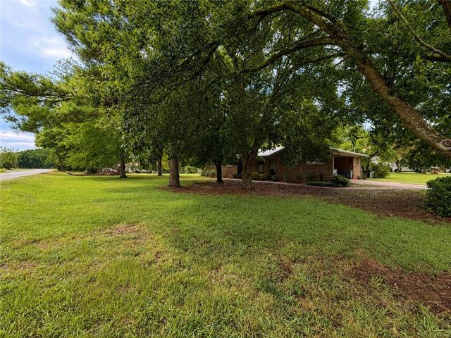 225 Pineridge Road, Bogart, GA 30622