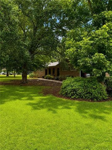 225 Pineridge Road, Bogart, GA 30622
