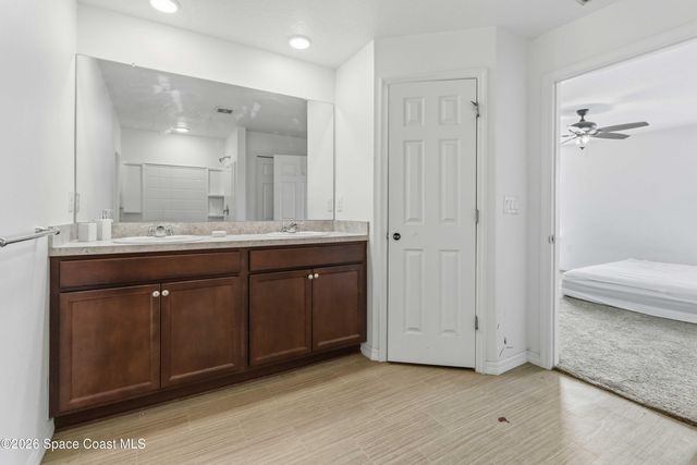 546 Cooper Court SW, Palm Bay, FL 32908